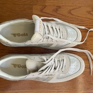 Gola Women's Sneakers in Cream and Silver
